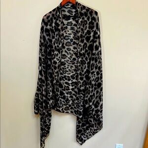 Black and Tan Leopard Scarf 38x76